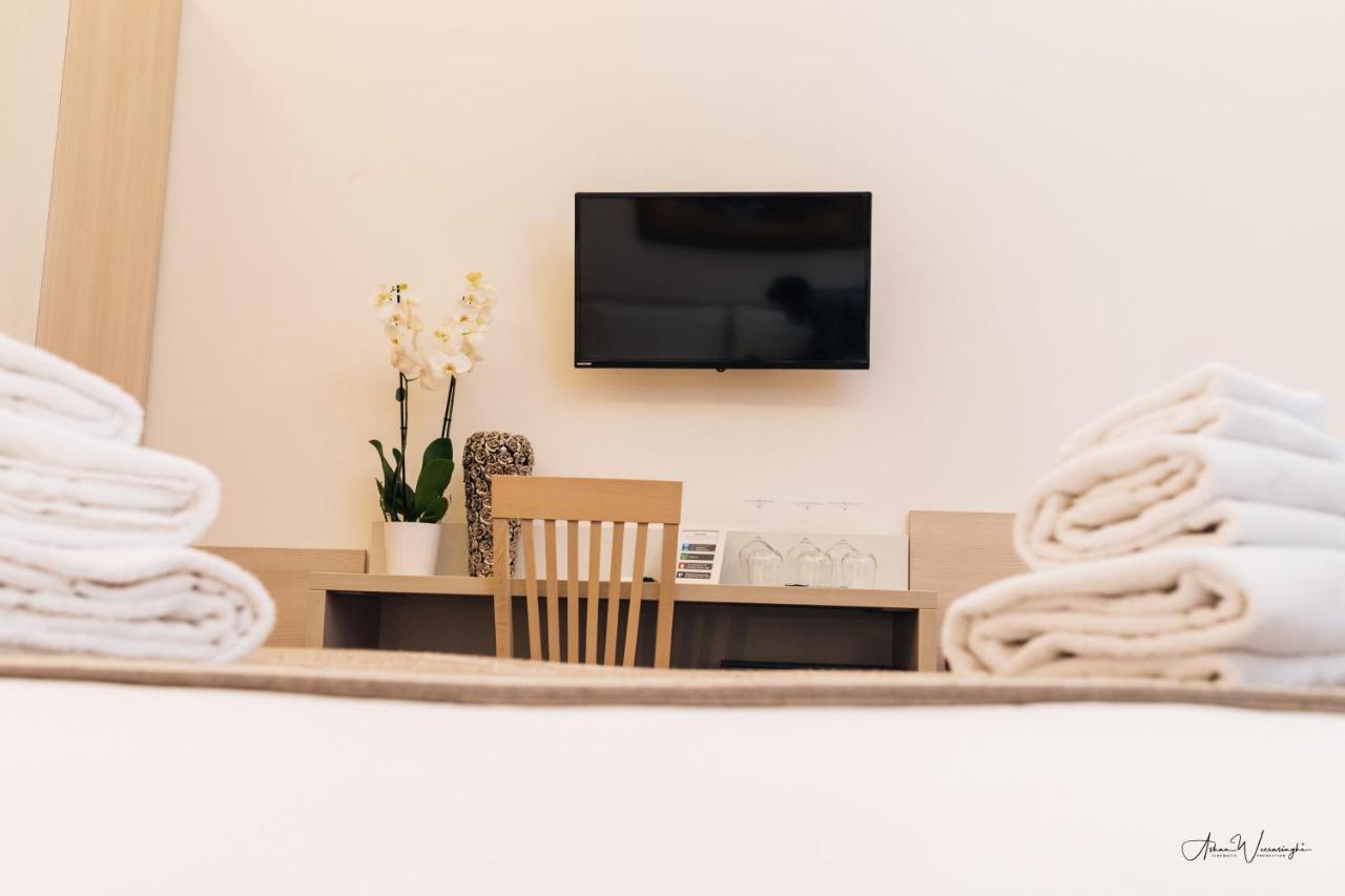 Magik Rooms Рим Экстерьер фото