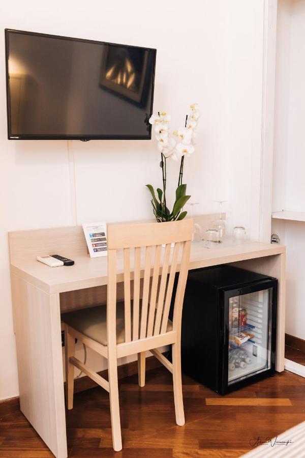 Magik Rooms Рим Экстерьер фото